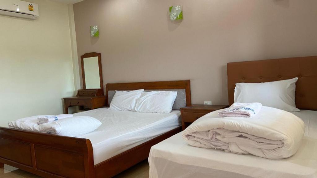 Prakaithong Hotel Amphoe Sawang Daen Din المظهر الخارجي الصورة