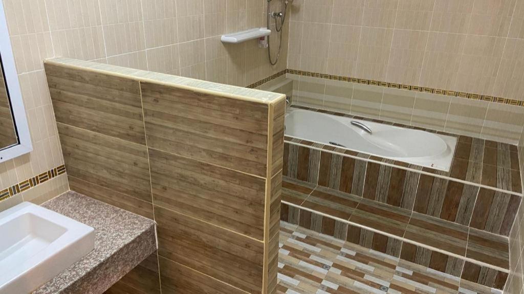 Prakaithong Hotel Amphoe Sawang Daen Din المظهر الخارجي الصورة