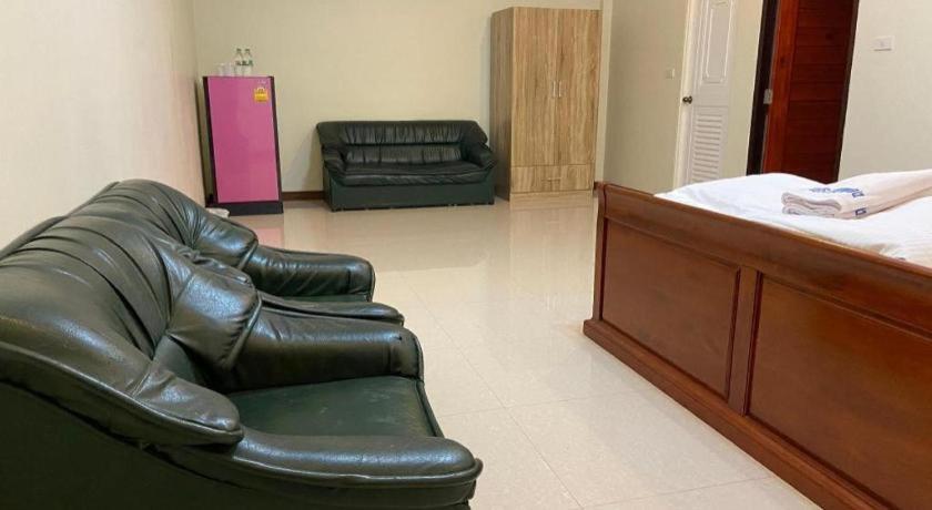 Prakaithong Hotel Amphoe Sawang Daen Din المظهر الخارجي الصورة
