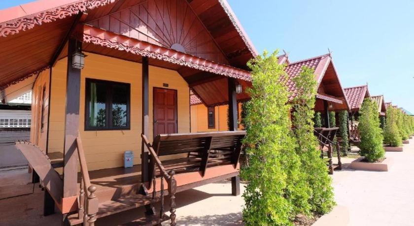 Prakaithong Hotel Amphoe Sawang Daen Din المظهر الخارجي الصورة