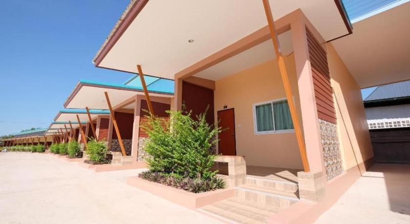 Prakaithong Hotel Amphoe Sawang Daen Din المظهر الخارجي الصورة